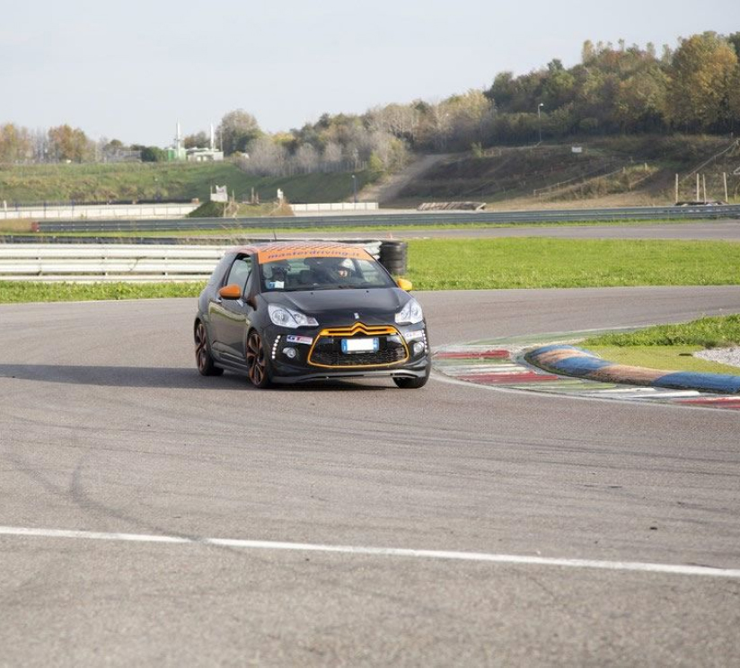 master-driving-corso-guida-sportiva-2
